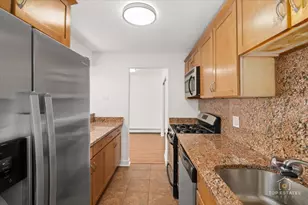 1107 S Old Wilke Rd, Arlington Heights, IL 60005 - Photo 21