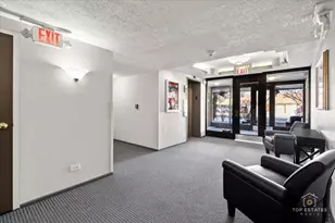 1107 S Old Wilke Rd, Arlington Heights, IL 60005 - Photo 7