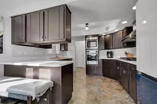 411 Suwanee St, Park Forest, IL 60466 - Photo 13