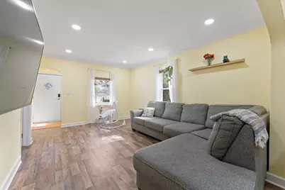 3224 Gilboa Avenue, Zion, IL 60099 - Photo 5