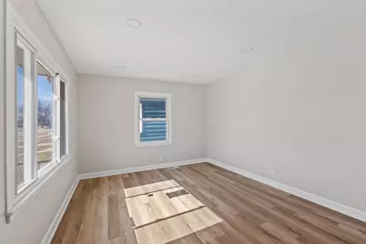 1922 Fargo Avenue, Des Plaines, IL 60018 - Photo 3