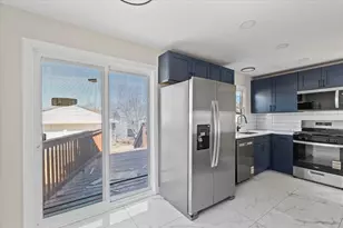 1922 Fargo Ave, Des Plaines, IL 60018 - Photo 9