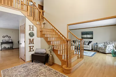 17050 Kerry Avenue, Orland Park, IL 60467 - Photo 3