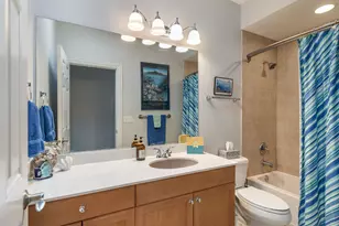 817 Regner Rd, McHenry, IL 60051 - Photo 9