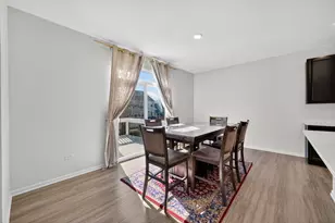 3803 Ivy Ln, Elgin, IL 60124 - Photo 15