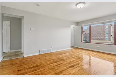 270 Madison Avenue, Calumet City, IL 60409 - Photo 7