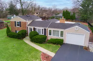 206 Elm St, Prospect Heights, IL 60070 - Photo 1