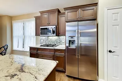 1N598 Golf View Lane, Winfield, IL 60190 - Photo 11