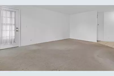 [Address not provided], Wheeling, IL 60090 - Photo 7