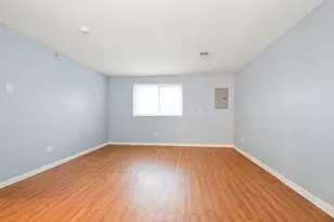 17137 Coventry Ln, Country Club Hills, IL 60478 - Photo 11