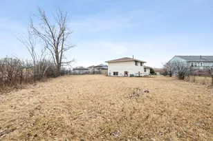 17137 Coventry Ln, Country Club Hills, IL 60478 - Photo 21