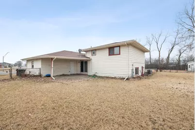 17137 Coventry Lane, Country Club Hills, IL 60478 - Photo 19