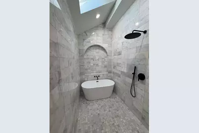 1941 N Sawyer Avenue, Chicago, IL 60647 - Photo 19