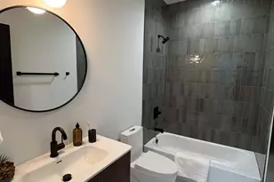 1941 N Sawyer Ave, Chicago, IL 60647 - Photo 23