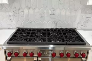 1941 N Sawyer Ave, Chicago, IL 60647 - Photo 11