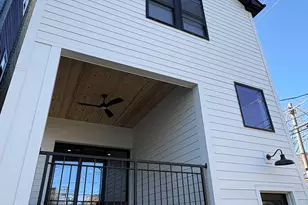 1941 N Sawyer Ave, Chicago, IL 60647 - Photo 33