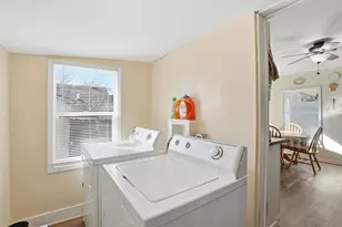 110 N Seminary Ave, Woodstock, IL 60098 - Photo 15