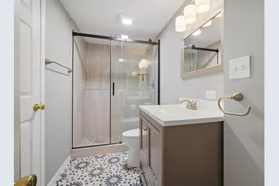 4611 W Shore Drive, McHenry, IL 60050 - Photo 15