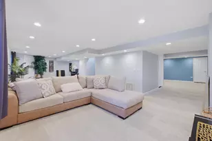 748 N Overlook Trail, Round Lake, IL 60073 - Photo 31