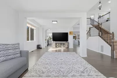 748 N Overlook Trail, Round Lake, IL 60073 - Photo 5