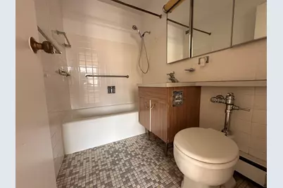 5757 N Sheridan Road #18J, Chicago, IL 60660 - Photo 15