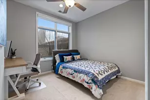 207 E 13th St, Chicago, IL 60605 - Photo 17