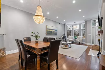 207 E 13th Street, Chicago, IL 60605 - Photo 7