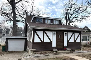 19393 W Fairview Dr, Mundelein, IL 60060 - Photo 1