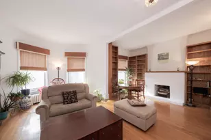 1354 E 48th St, Chicago, IL 60615 - Photo 5