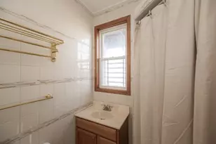 1354 E 48th St, Chicago, IL 60615 - Photo 19