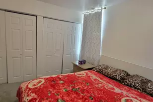 2501 W Touhy Ave, Chicago, IL 60645 - Photo 13