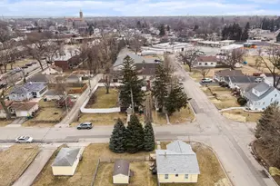 859 Moran St, Joliet, IL 60435 - Photo 3