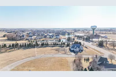 1718 Ellsworth Drive, Sycamore, IL 60178 - Photo 5