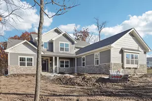 39W910 Catlin Square, Geneva, IL 60134 - Photo 1