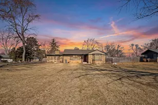 1515 Prairie St, Aurora, IL 60506 - Photo 1