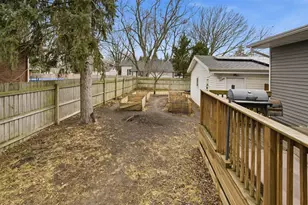 507 NW Race St, Atlanta, IL 61723 - Photo 21