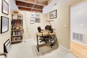 520 W Huron St, Chicago, IL 60654 - Photo 11