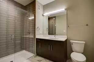 851 W Grand Ave, Chicago, IL 60642 - Photo 5