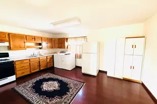 502 E McNeil Ave, Hoopeston, IL 60942 - Photo 7