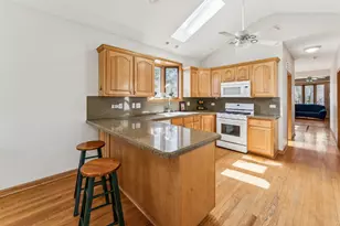 3541 N Pontiac Ave, Chicago, IL 60634 - Photo 13