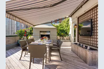 55 W Delaware Place #1101, Chicago, IL 60610 - Photo 3