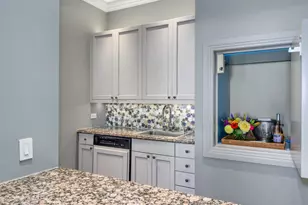 55 W Delaware Pl, Chicago, IL 60610 - Photo 15