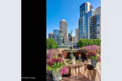 55 W Delaware Place #1101, Chicago, IL 60610 - Photo 7