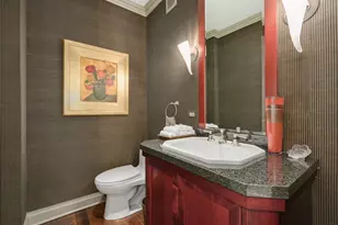 55 W Delaware Pl, Chicago, IL 60610 - Photo 27