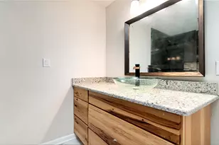 1611 Jackson St, Rockford, IL 61107 - Photo 21