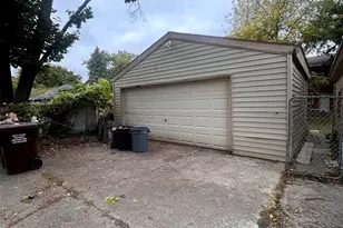 1611 Jackson St, Rockford, IL 61107 - Photo 31