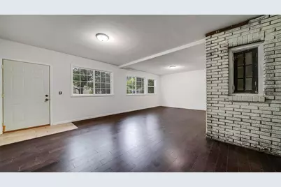 1611 Jackson Street, Rockford, IL 61107 - Photo 17