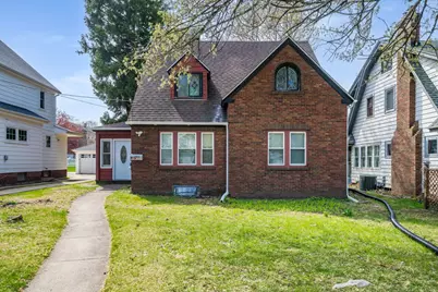 1611 Jackson Street, Rockford, IL 61107 - Photo 1