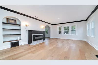 1611 Jackson Street, Rockford, IL 61107 - Photo 7