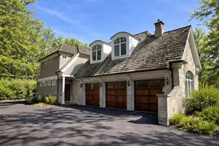 1300 Abington Cambs Dr, Lake Forest, IL 60045 - Photo 3